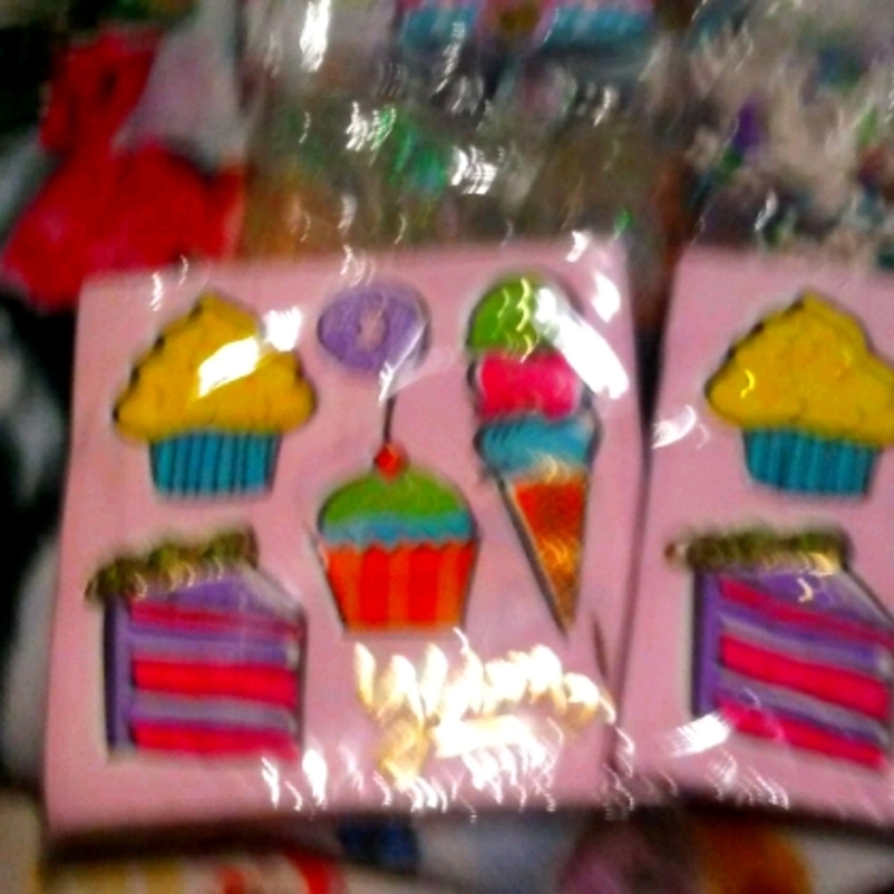 Birthday supplies